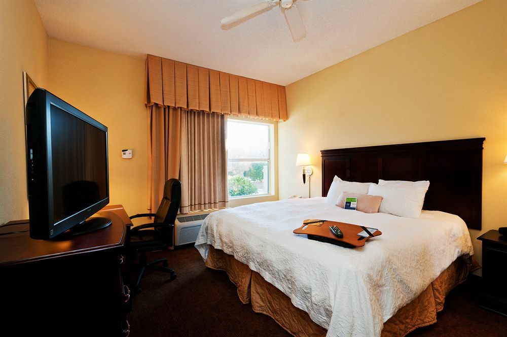 Hampton Inn & Suites Charlotte/Pineville Oda fotoğraf